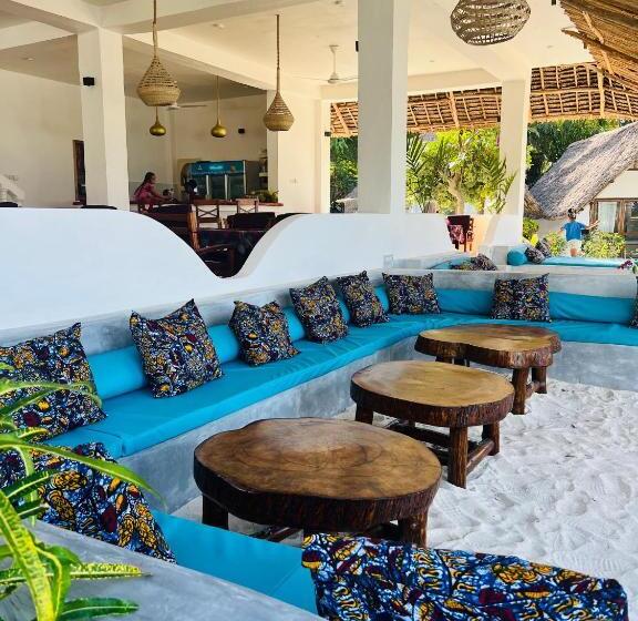 فندق Mnana Beach Bungalows