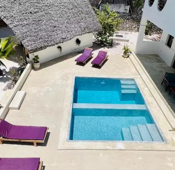 Hotelli Mnana Beach Bungalows
