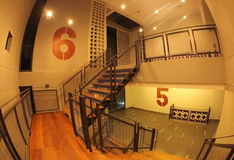 Hotel Space 59