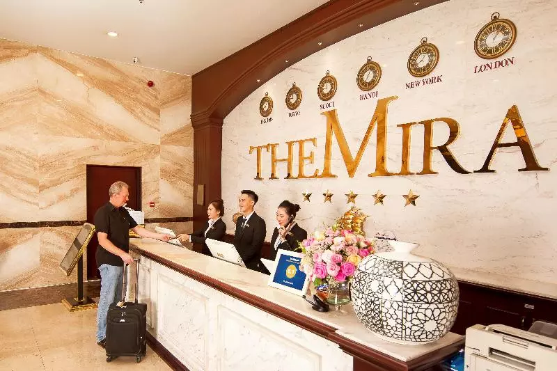 هتل The Mira