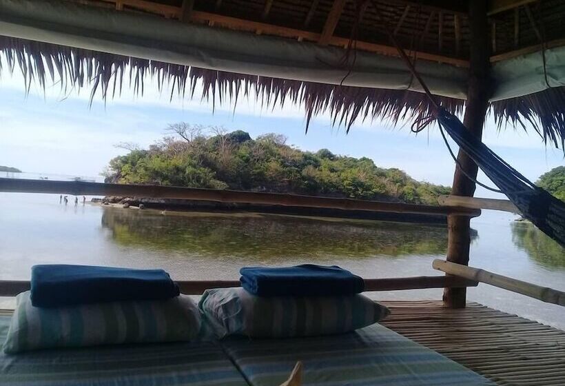 渡假胜地  Birdland Beach Club