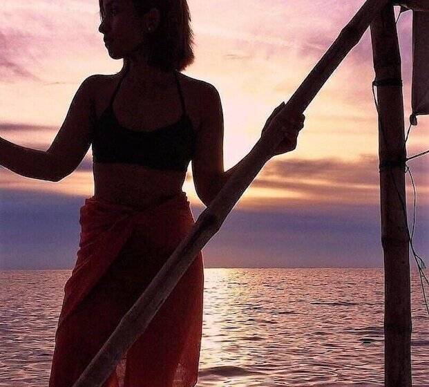 渡假胜地  Birdland Beach Club