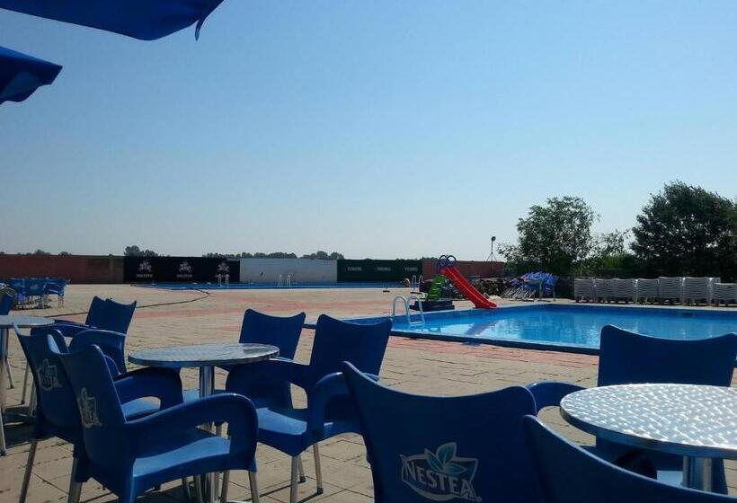 استراحتگاه Etno Selo Moravski Konaci