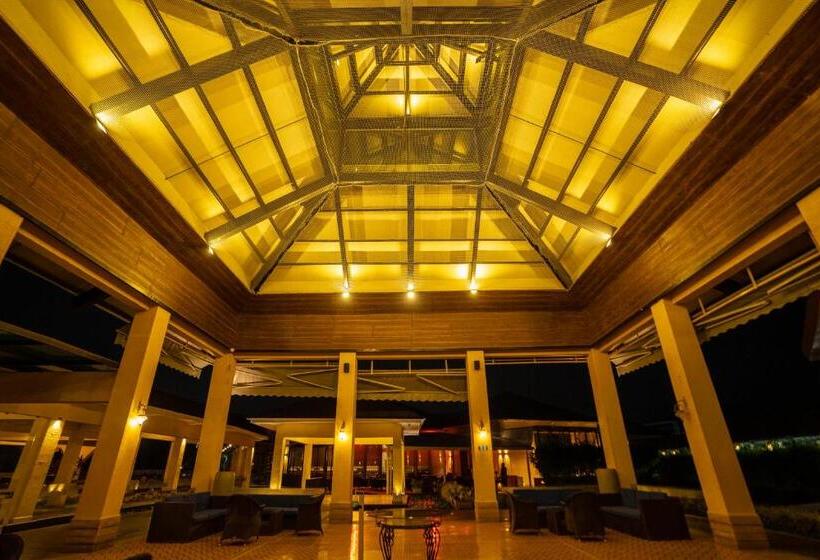 Resort Tropical Retreat By Zuper