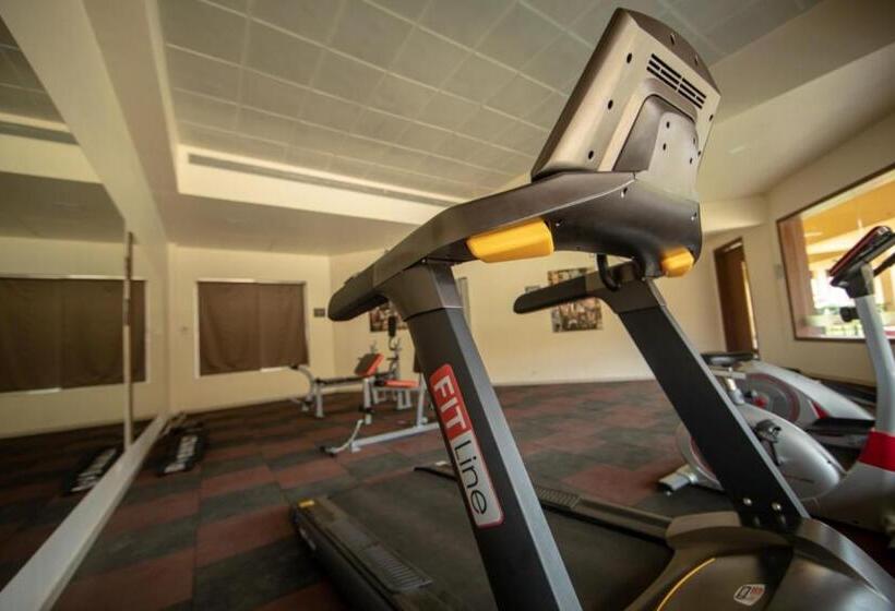 Resort Tropical Retreat By Zuper