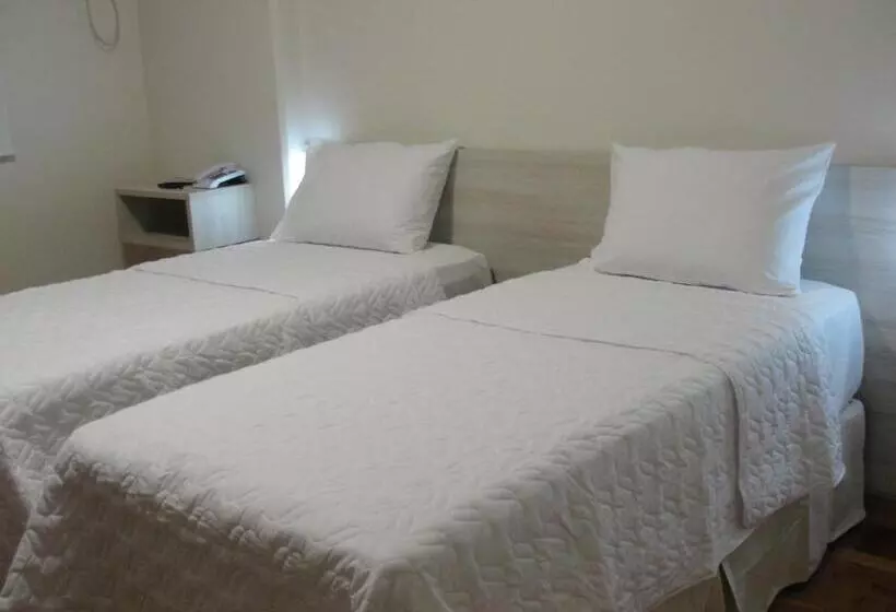 ホテル Colatina Plaza