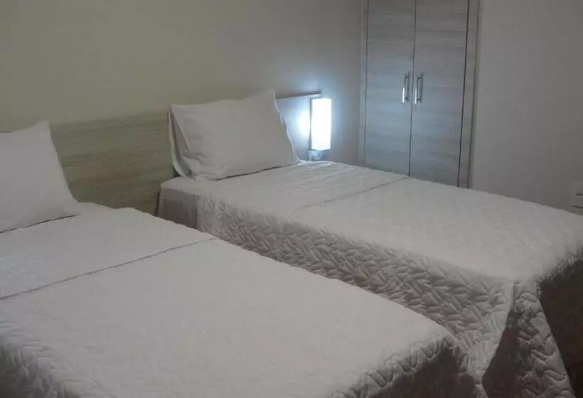 ホテル Colatina Plaza