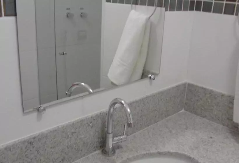 ホテル Colatina Plaza