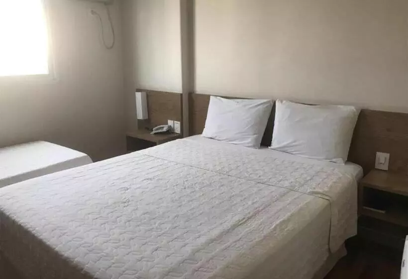 ホテル Colatina Plaza