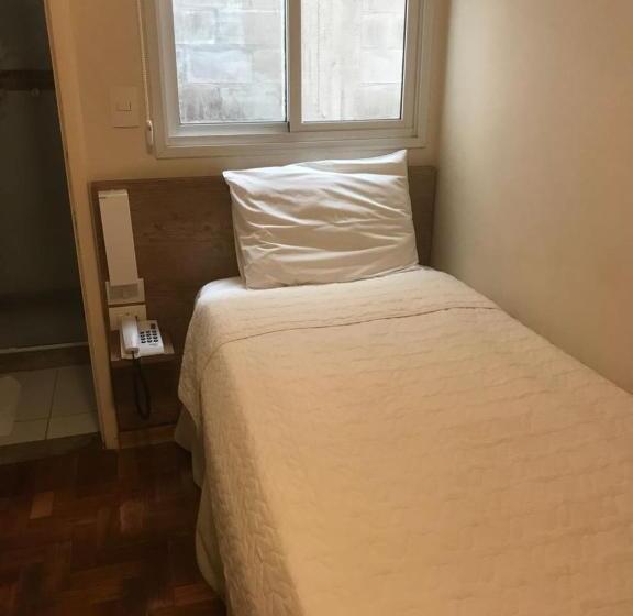 בית מלון כפרי Colatina Plaza