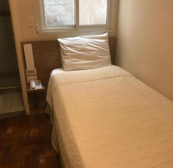 בית מלון כפרי Colatina Plaza