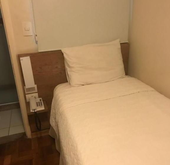 בית מלון כפרי Colatina Plaza