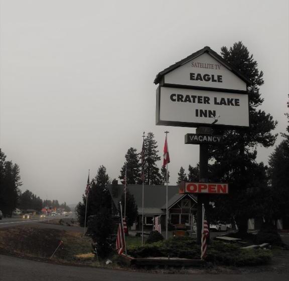 酒店 Eagle Crater Lake Inn
