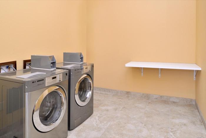 Szálloda La Bonita Inn & Suites   Crane