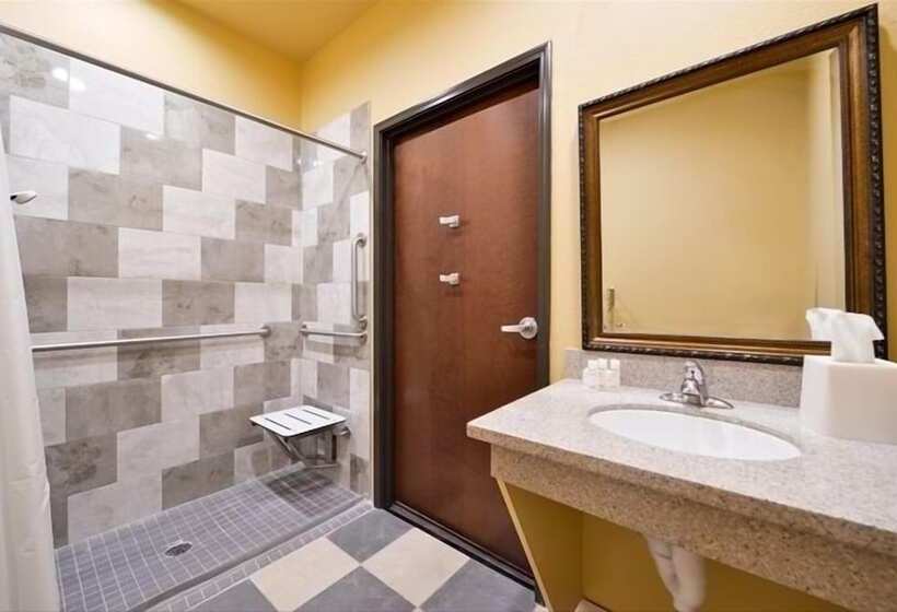 Szálloda La Bonita Inn & Suites   Crane