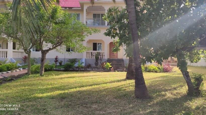 酒店 Pwani Silver Sand Beach