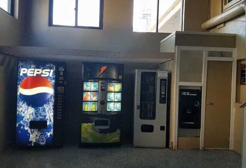 모텔 Attleboro Motor Inn