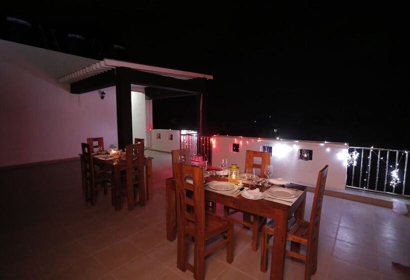 リゾートホテル Indaura