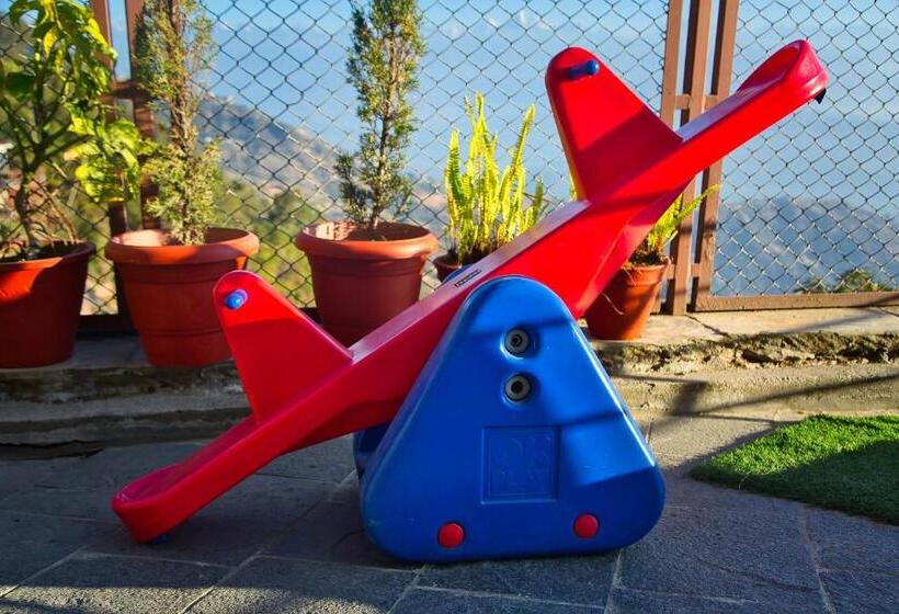 استراحتگاه Mystic Mountain