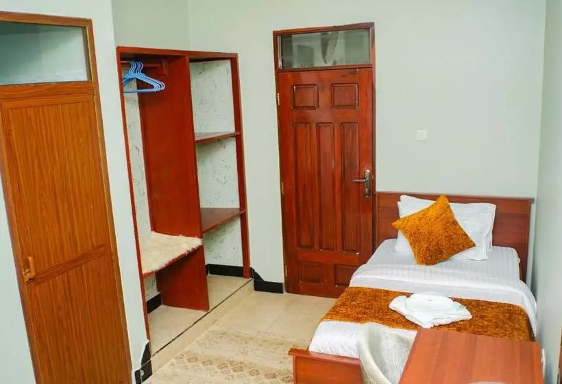 Aamiaismajoitus (B&B) Jadea Residence