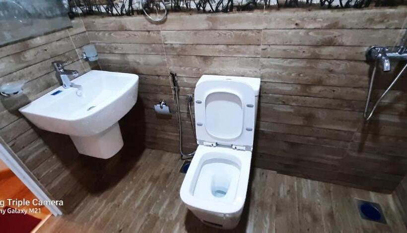 Отель Golden Eco Resort