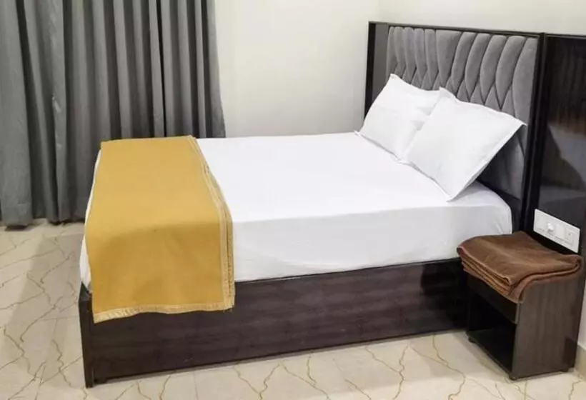 Hotelli Padma Vista Nellore Near Bus Stop