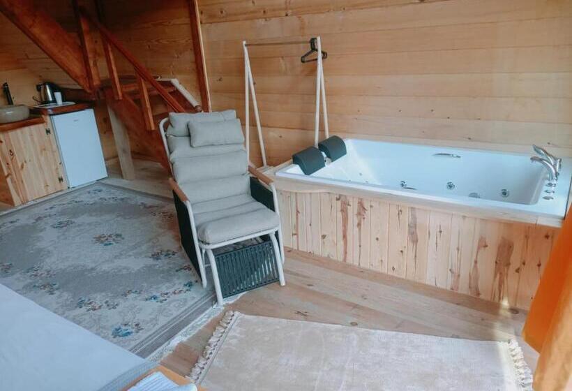 ホテル The Reo S Suit