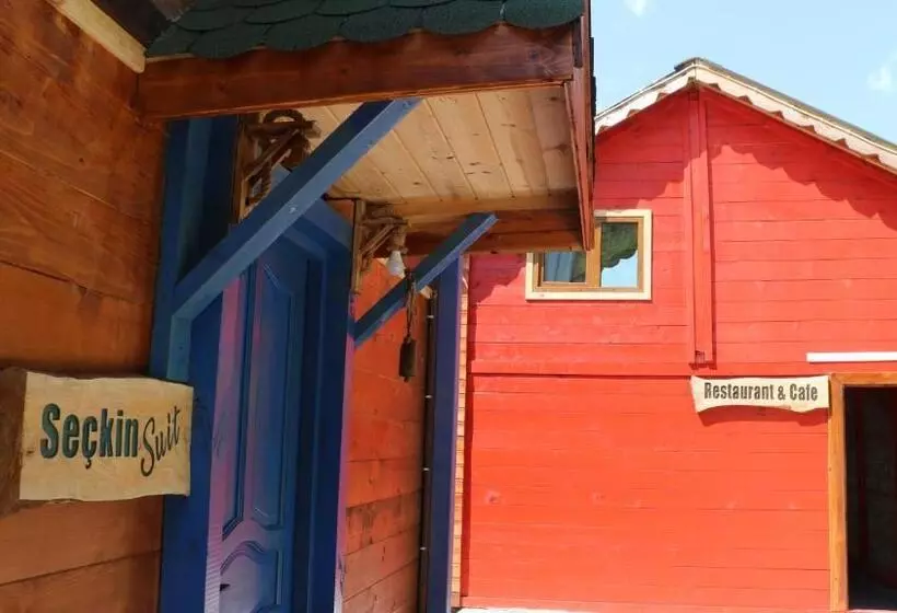 Hotelli The Reo S Suit