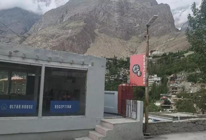 هتل Ultar House