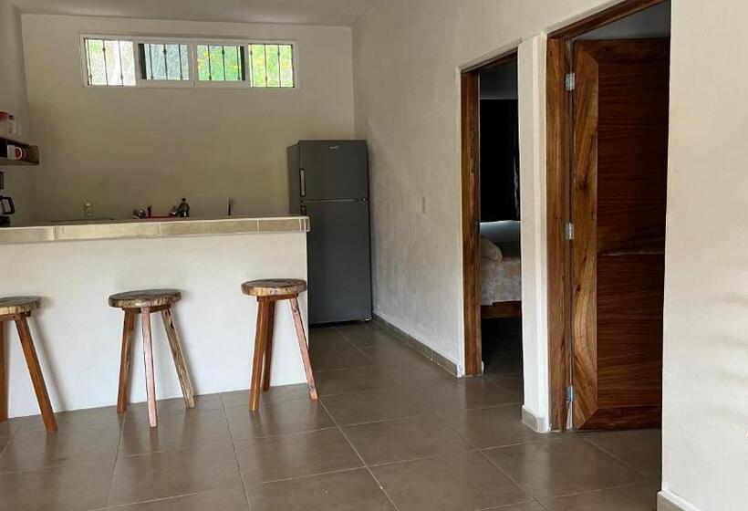 פנסיון Guayacán Surf House