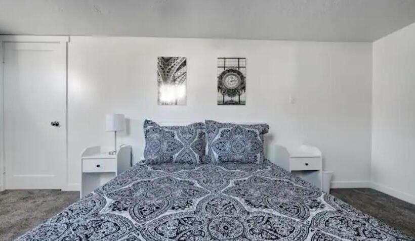 بنسيون River House