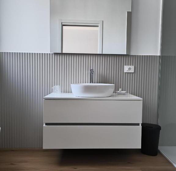 تختخواب و صبحانه Faber Home