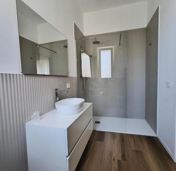 تختخواب و صبحانه Faber Home