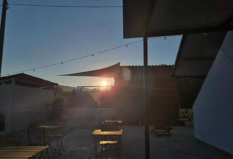 Aamiaismajoitus (B&B) Guar Country Resort