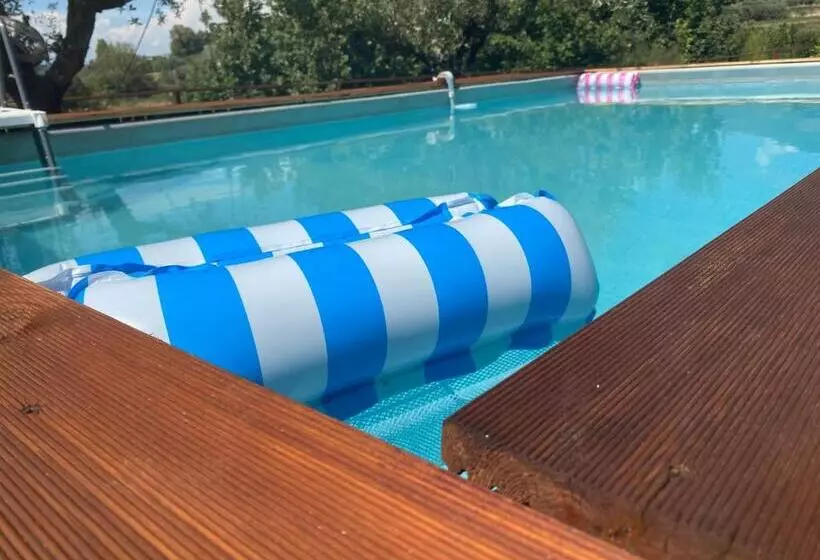 Aamiaismajoitus (B&B) Guar Country Resort