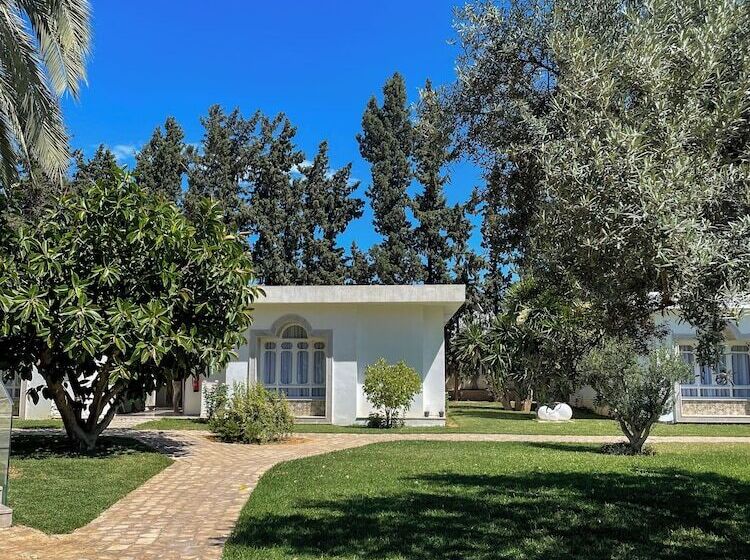 Bed & Breakfast Nawara Residence