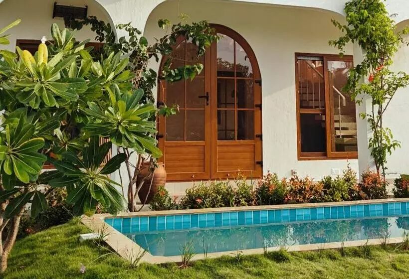 Aamiaismajoitus (B&B) Tuscan Breeze, Nandi Hills