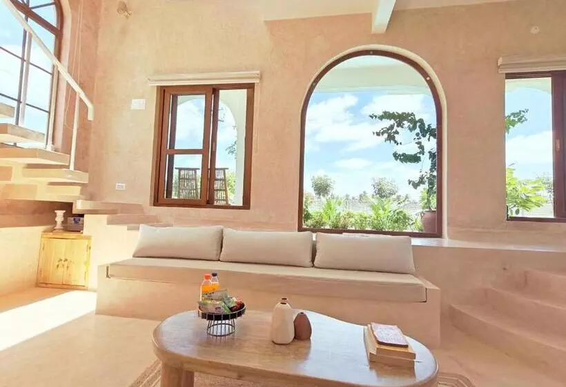 Aamiaismajoitus (B&B) Tuscan Breeze, Nandi Hills