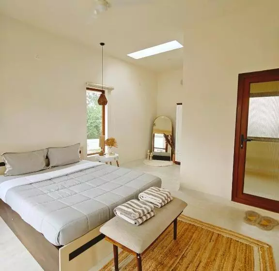 Aamiaismajoitus (B&B) Tuscan Breeze, Nandi Hills