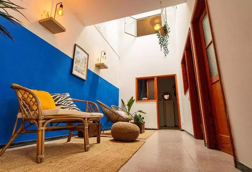 Doña Rose Surf Hostel