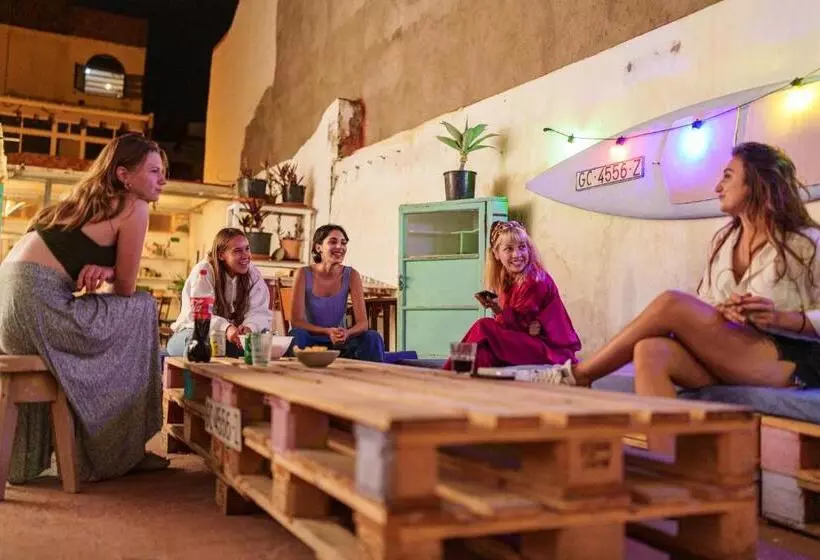 Doña Rose Surf Hostel