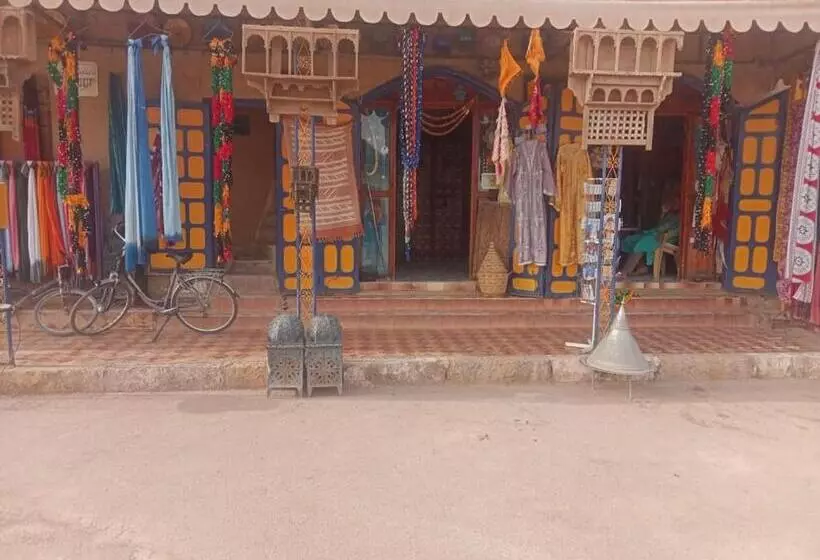 Hotelli Palace Ajnanee Alkadi