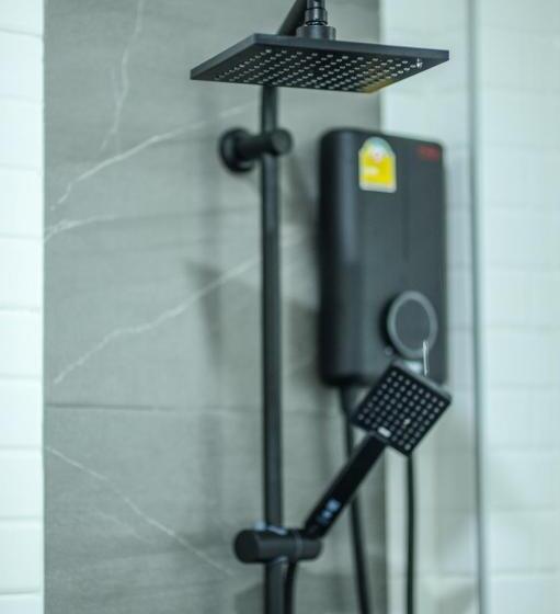 Hotel Reboot Retreat