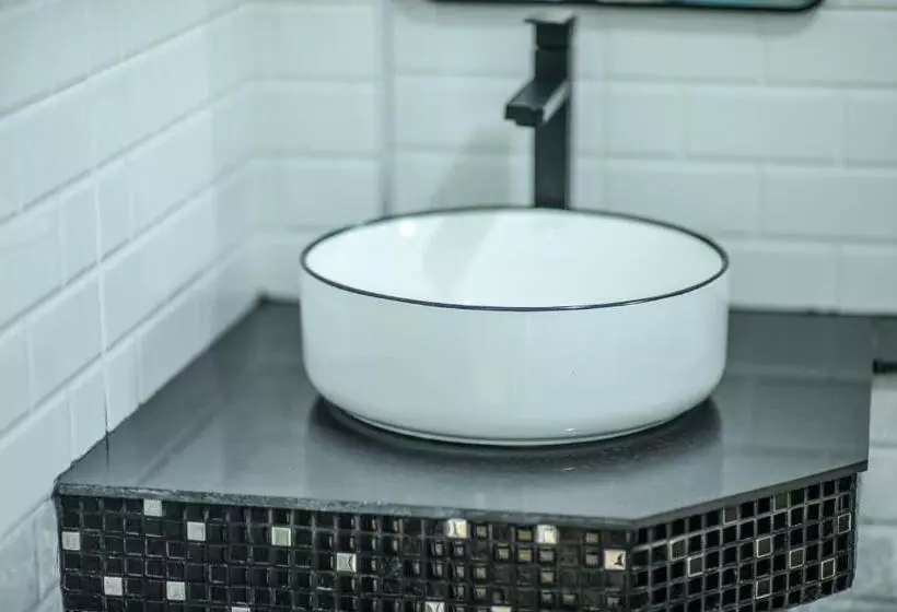 Hotelli Reboot Retreat