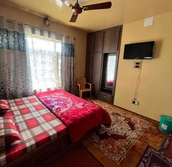 ホテル Shahin Heritage And Homestays
