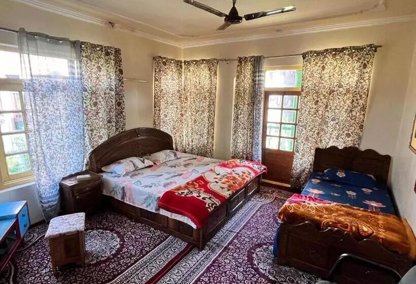 ホテル Shahin Heritage And Homestays