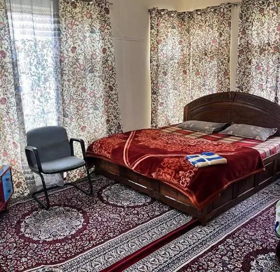 ホテル Shahin Heritage And Homestays