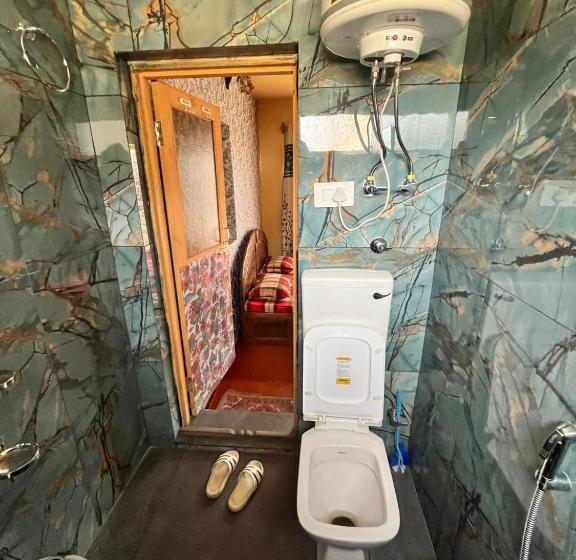 هتل Shahin Heritage And Homestays