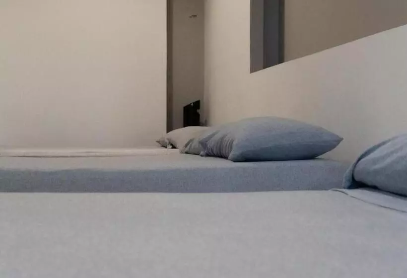 Infinity Suites Habitación Triple 105