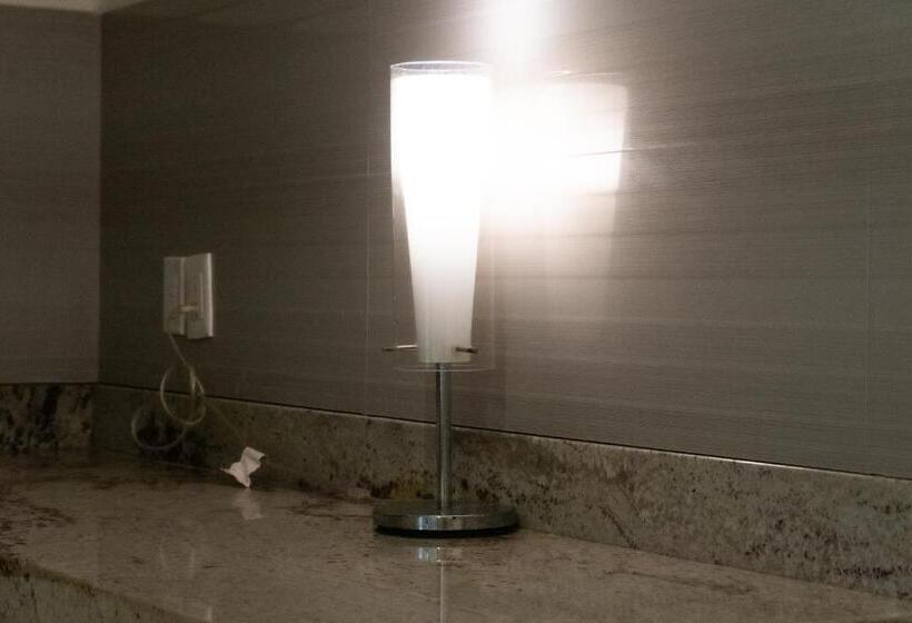 Infinity Suites Habitación Triple 105